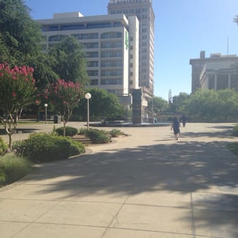 Courthouse Park - Landmarks & Historical Buildings Near Me - Fresno, California