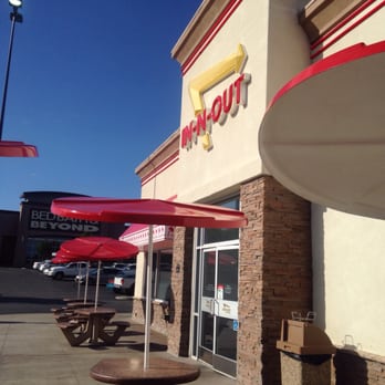 In-N-Out Burger - Street view - Burgers Near Me - St. George, Utah