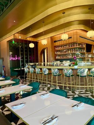 Gemma Fish + Oyster by null