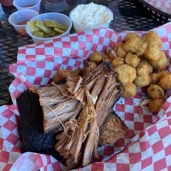 County's Bbq - Brisket & okra - Barbeque Near Me - Oneida, Tennessee