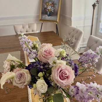 Sylvan Grace Florist - Hand tied bouquet- Designer Choice - Florists Near Me - Fort Lee, New Jersey Sylvan Grace Florist - Hand tied bouquet- Designer Choice - Florists Near Me - Fort Lee, New Jersey