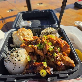 Island Bitez - Island BBQ chciken - Food Trucks Near Me - Salem, Oregon Island Bitez - Island BBQ chciken - Food Trucks Near Me - Salem, Oregon