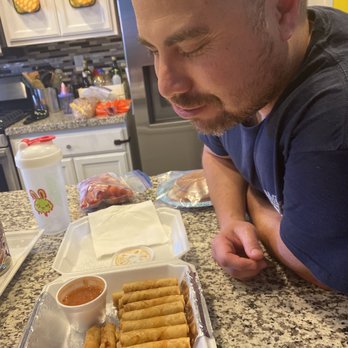 Aki’s Lumpias - Caterers Near Me - Wildomar , California