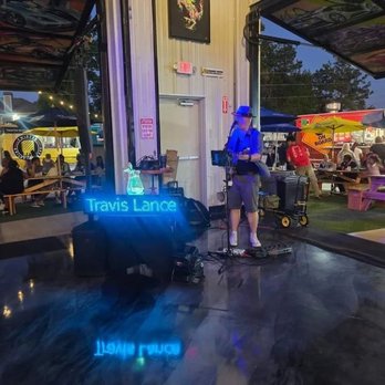 Porky's Backyard - Food Trucks Near Me - Humble, Texas Porky's Backyard - Food Trucks Near Me - Humble, Texas