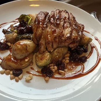 La Voile Brookline - Duck breast - French Near Me - Brookline, Massachusetts