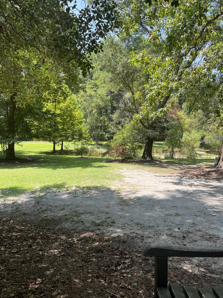 La Belle Amie Vineyard - vineyard in Little River, SC