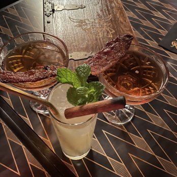 Blind Ox - Tapas/Small Plates Near Me - Honolulu, Hawaii