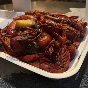 Three Legged Dog - Crawfish - Bars Near Me - New Orleans, Louisiana