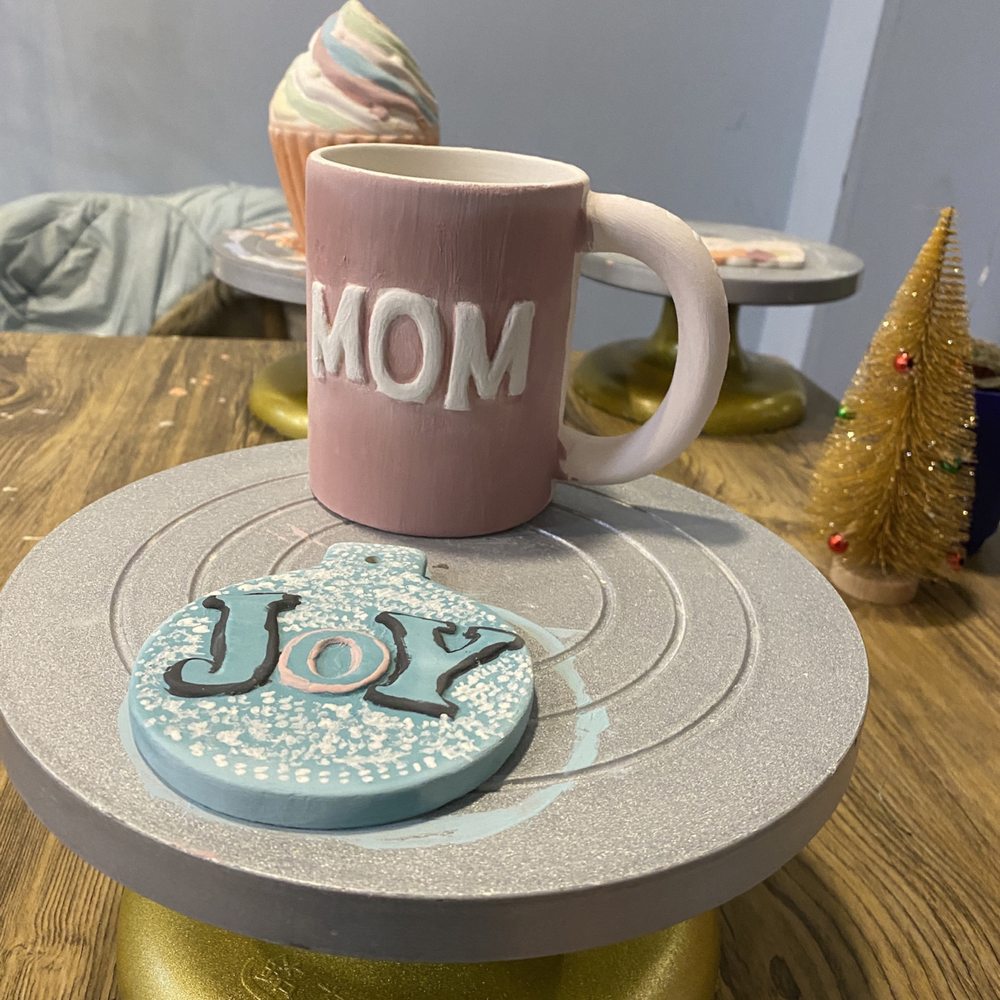 Freestyle Ceramics & Tufting - Mommy mug and free ornament (December 2023) - Paint-Your-Own Pottery Near Me - Chicago, Illinois