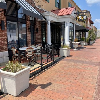 Bravo! Italian Kitchen - Entrance - Italian Near Me - Fredericksburg, Virginia