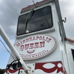 Paradise Charter Cruises and Minneapolis Queen