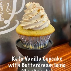 Beans & Ice - Keto Vanilla Cupcake with Buttercream Icing (2.8 net carbs)