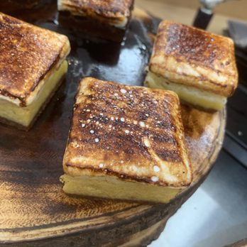 S'mores Amore - Golden S'mores with the OG S'more in the back - Desserts Near Me - Norfolk, Virginia S'mores Amore - Golden S'mores with the OG S'more in the back - Desserts Near Me - Norfolk, Virginia
