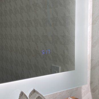 Hyatt Regency Boston / Cambridge - Bathroom mirror clock- convenient - Hotels Near Me - Cambridge, Massachusetts Hyatt Regency Boston / Cambridge - Bathroom mirror clock- convenient - Hotels Near Me - Cambridge, Massachusetts