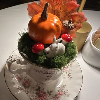 Bacchus Restaurant & Lounge - Lounges Near Me - Vancouver, British Columbia