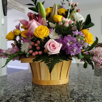 Sweet Stems Flower Shop - Florists Near Me - Selbyville, Delaware
