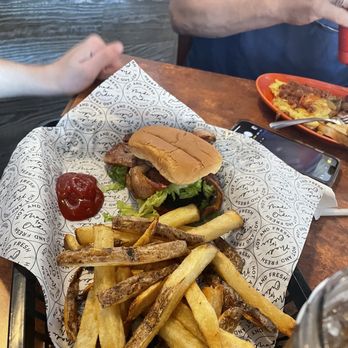 Mountain View Kitchen - Hamburger - Breakfast & Brunch Near Me - Fountain Hills, Arizona Mountain View Kitchen - Hamburger - Breakfast & Brunch Near Me - Fountain Hills, Arizona