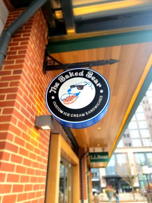 The Baked Bear by null