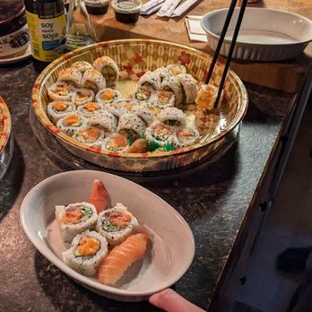 Sushi Huang - Sushi Bars Near Me - Aurora, Ontario Sushi Huang - Sushi Bars Near Me - Aurora, Ontario