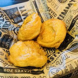 Tutto Fresco - Garlic Knots