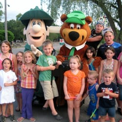 Yogi Bear's Jellystone Park - Meet the whole gang - Boo Boo too!
