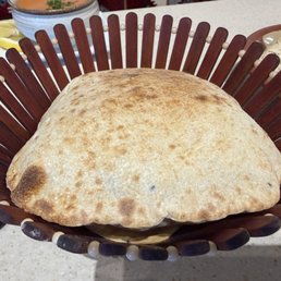 Bread with hummus