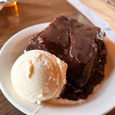 Cracker Barrel Old Country Store by null