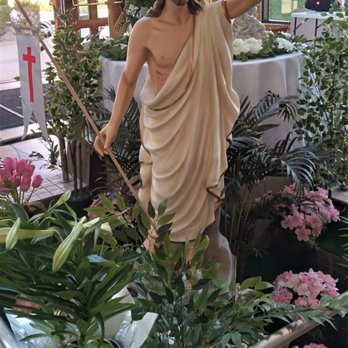 Saint Philip Benizi - Easter decor at the entrance of the Church - Churches Near Me - Fullerton, California Saint Philip Benizi - Easter decor at the entrance of the Church - Churches Near Me - Fullerton, California