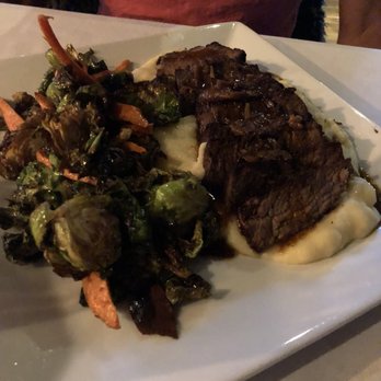 BK9 - Hanger steak well done with mash potatoes and veggies. - Caribbean Near Me - Brooklyn, New York BK9 - Hanger steak well done with mash potatoes and veggies. - Caribbean Near Me - Brooklyn, New York