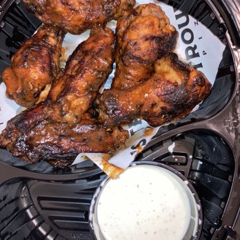 Troup's Pizza - Wings - Pizza Near Me - Vestavia Hills, Alabama