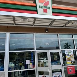 7-Eleven - Storefront