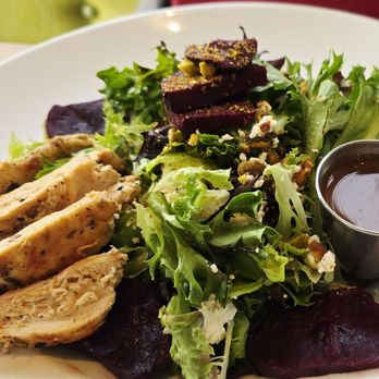Vinaigrette - Beet Goes On - Salad Near Me - Albuquerque, New Mexico