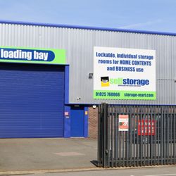 StorageMart - Loading Bay