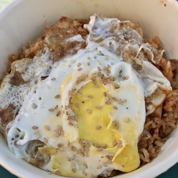 Yuna's Bob - Kimchi fried rice: kimchi, rice, egg (your style), chicken or beef ($9) - Food Trucks Near Me