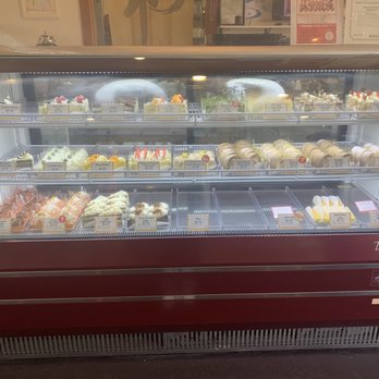 Nagomi Cake House - Cake display - Patisserie/Cake Shop Near Me - Gardena, California Nagomi Cake House - Cake display - Patisserie/Cake Shop Near Me - Gardena, California
