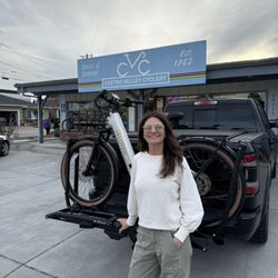 Castro Valley Cyclery - One of our new Discover M's!