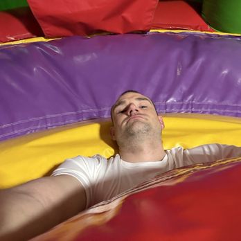 Run Jump-n-Play - Amusement Parks Near Me - Blue Ash, Ohio Run Jump-n-Play - Amusement Parks Near Me - Blue Ash, Ohio
