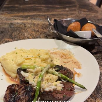 Stoney River - MEDALLIONS OSCAR - Steakhouses Near Me - Nashville, Tennessee