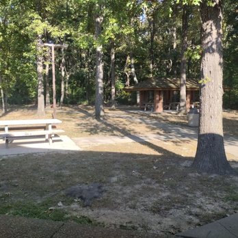 Rend Lake Rest Stop NB - picnick area - Rest Stops Near Me - Benton, Illinois