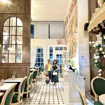 Prince Tea House - Main Hallway leading to the entrance door - Tea Rooms Near Me - Flushing, New York Prince Tea House - Main Hallway leading to the entrance door - Tea Rooms Near Me - Flushing, New York