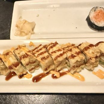 Oomasa Restaurant - Crunch Roll - Japanese Near Me - Los Angeles, California