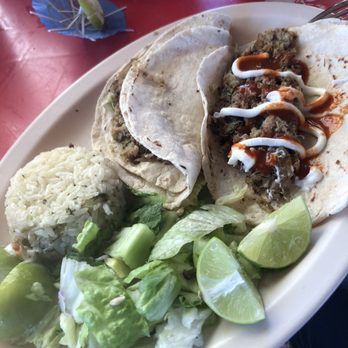 El Compa Jr - Sting Ray tacos - Seafood Near Me - Puerto Peñasco, SON El Compa Jr - Sting Ray tacos - Seafood Near Me - Puerto Peñasco, SON