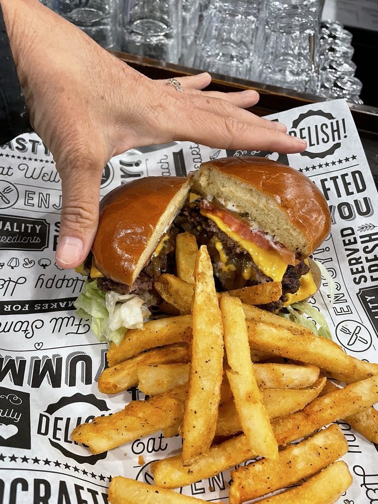 Baby Hughy's Pizza and Burgers Tampa Bay Image
