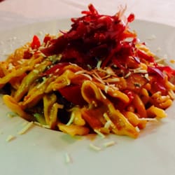 Osteria La Bella Italia - Ciccatelli con funghi cardoncelli, pomodorini Regina, capocollo di Martina F.ca presidio slow food, e cacio