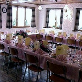 Restaurant Strauss - Unser "Hühnerstall" hat Platz für 30 Personen. - Restaurants Near Me - Meierskappel, LU
