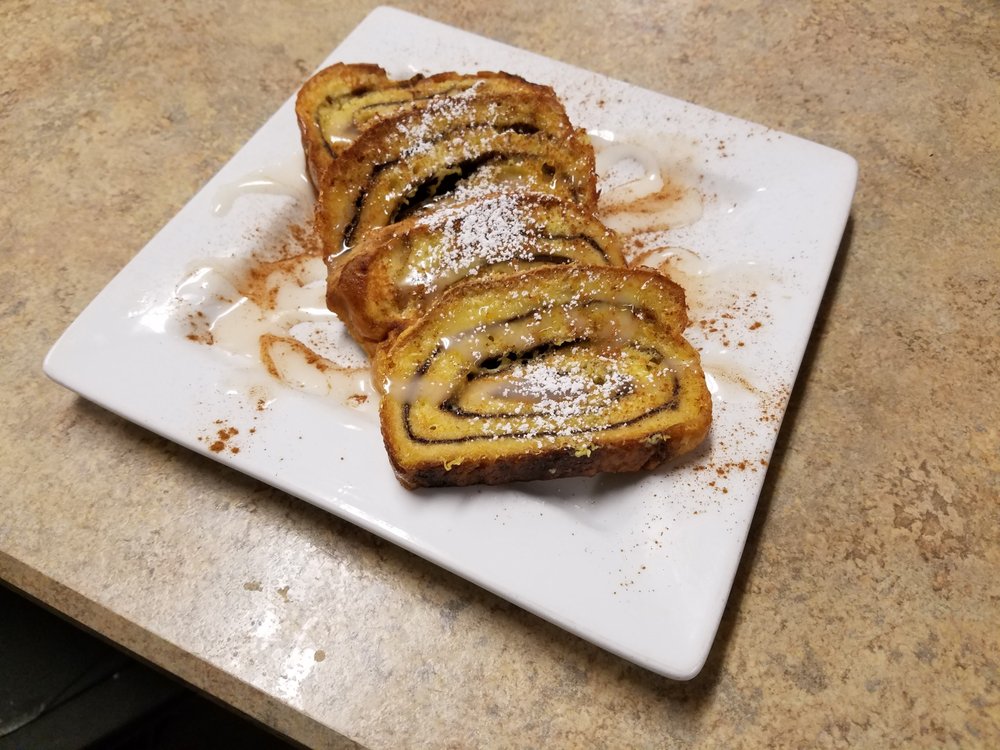 Dutchmaid Eatery & Gifts Logo