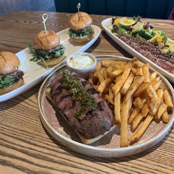 Taps Public House - Steak sammi - Breakfast & Brunch Near Me - Mississauga, Ontario Taps Public House - Steak sammi - Breakfast & Brunch Near Me - Mississauga, Ontario