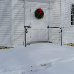 Old Round Church - Christmas Wreath at the Old Round Church