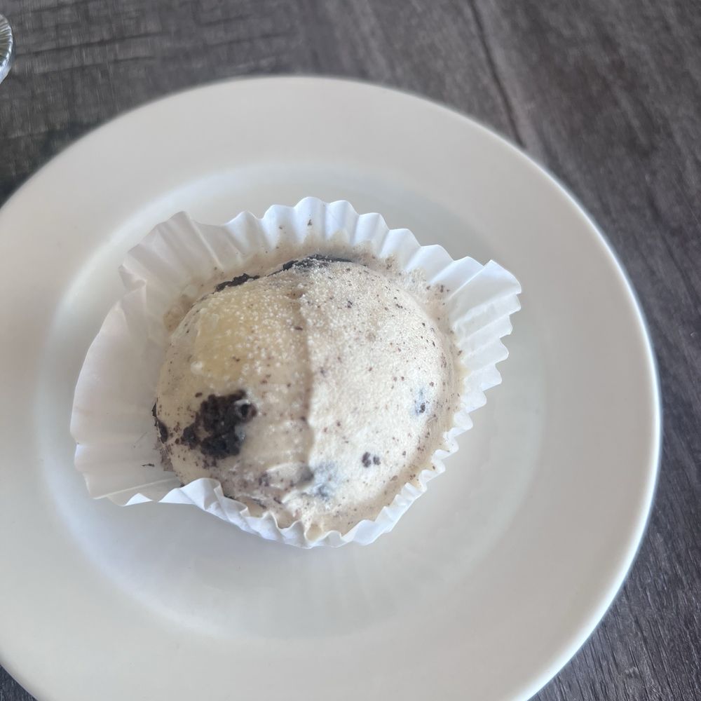 Satu Thai Bistro - Complimentary cookies n' cream ice cream (I believe homemade by the restaurant). - Thai Near Me - Azusa, California Satu Thai Bistro - Complimentary cookies n' cream ice cream (I believe homemade by the restaurant). - Thai Near Me - Azusa, California