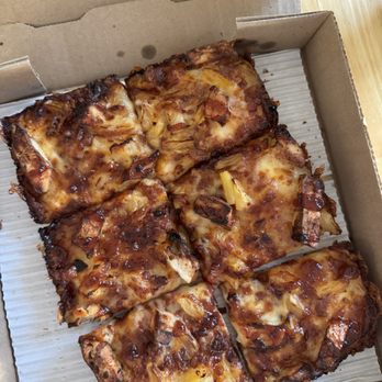 Louie's Pizza - Hula BBQ chicken pizza - Pizza Near Me - Washington, Michigan Louie's Pizza - Hula BBQ chicken pizza - Pizza Near Me - Washington, Michigan